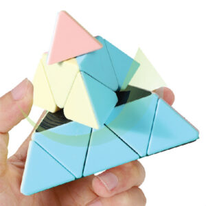 Pyramid Rubiks Cube