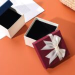 Bow Tie Without Pillow Core Gift Box (9 * 9Cm)