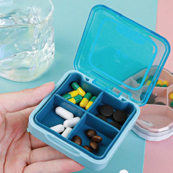 4 Grid Pill Organizer Case Blue (YWU)