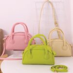 Trendy Shell Shoulder Bag - Image 2