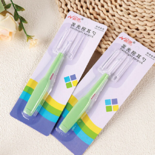 Suction Card With Lamp Ear Scoop