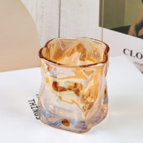 Hua Jing Ya Twisted Glass (Amber Soot)