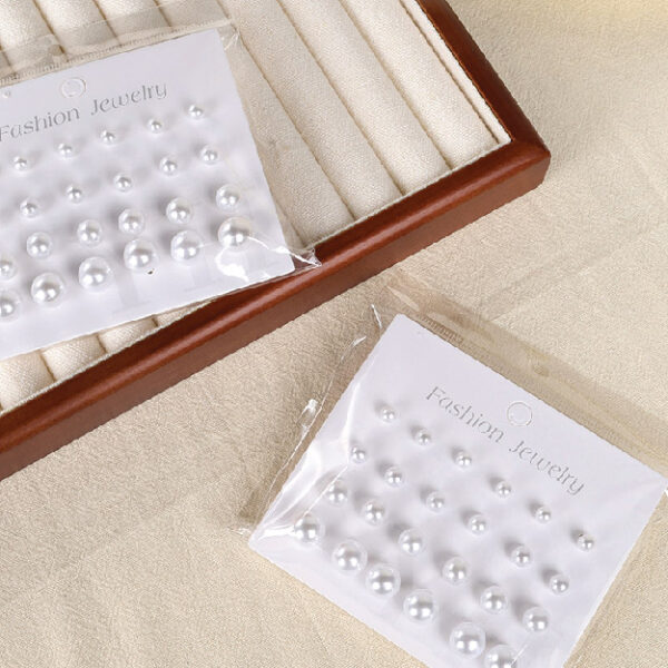 Fashion Pearl Twelve Pairs Of Earrings