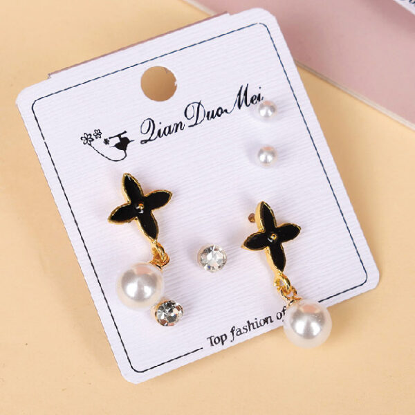 Long Strip Oil Drop Pearl Three Pairs Of Stud Earrings 4020100377
