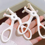 Mly-37 Blister-Packed Magnetic Eyelash Curler - Image 3