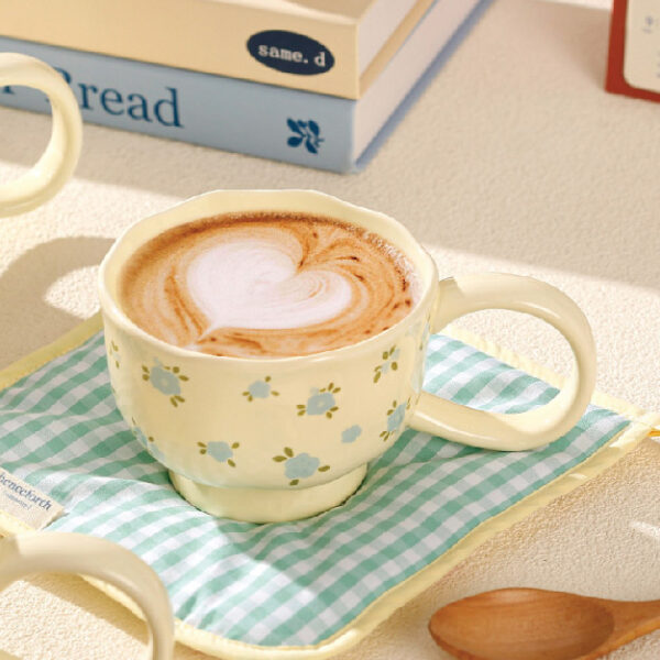 400Ml/13.52Fl.Oz. Fresh Floret Ceramic Breakfast Cup With Large Handle