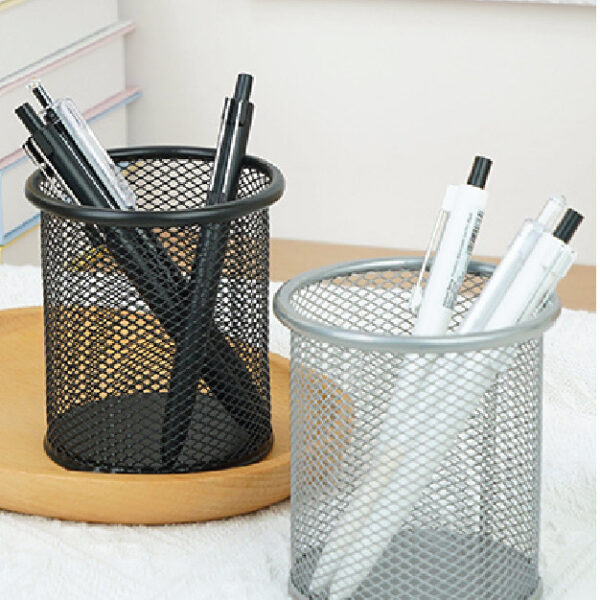 Simple Iron Mesh Round Pen Holder