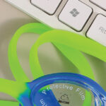 Childrens Color-Block Auto-Buckle Swimming Goggles (With Earplugs And Nose Clip) - Image 3