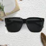 Casual Large Frame Unisex Sunglasses (Black)
