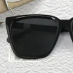 Casual Large Frame Unisex Sunglasses (Black) - Image 2
